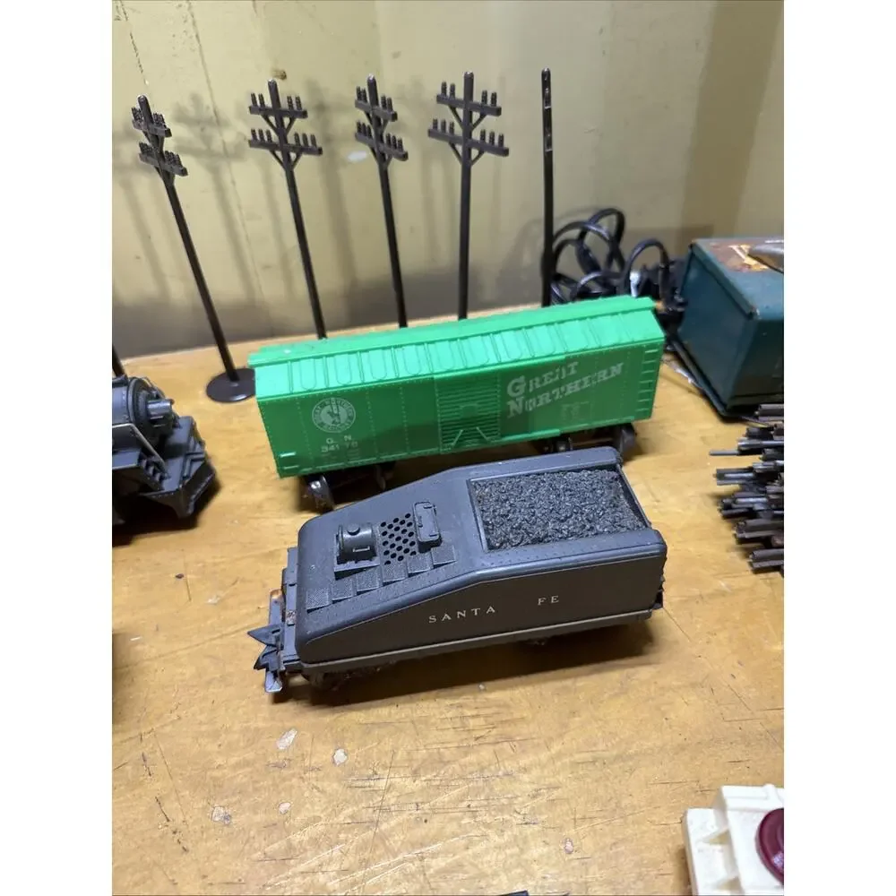Vintage Train Set Track Engine Cars And Accessories
